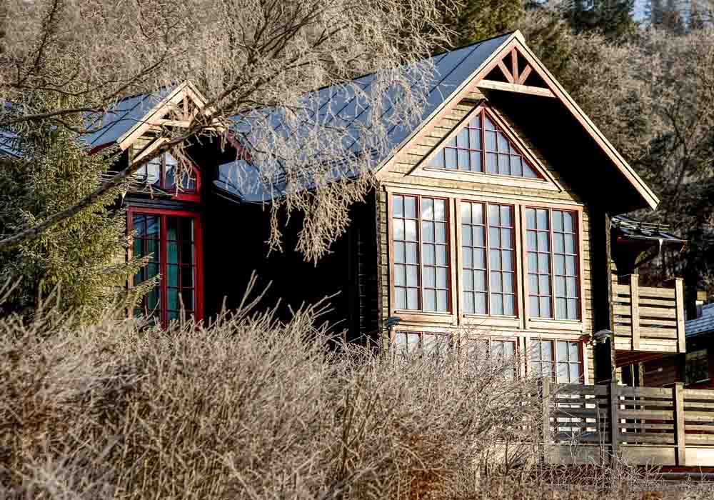 I Åre finner du det arkitektritade timmerhuset Åre Summit Lodge