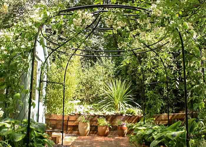 Smideslusthuset Gothic Gazebo Classic