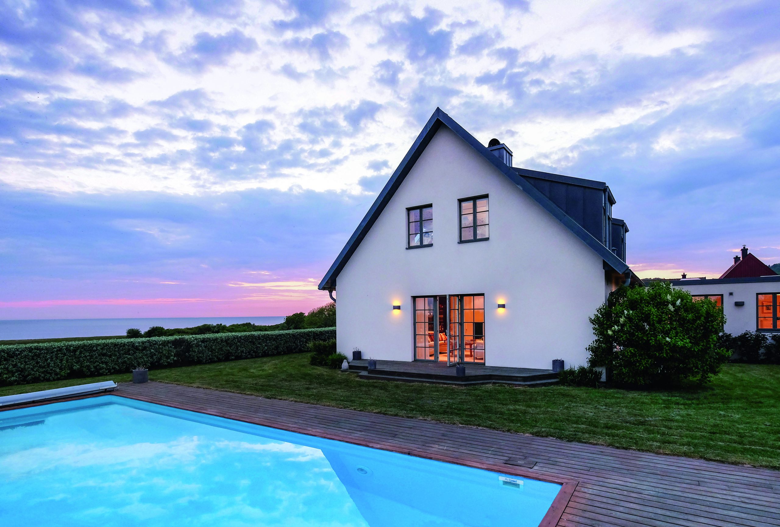 Pool vid havet